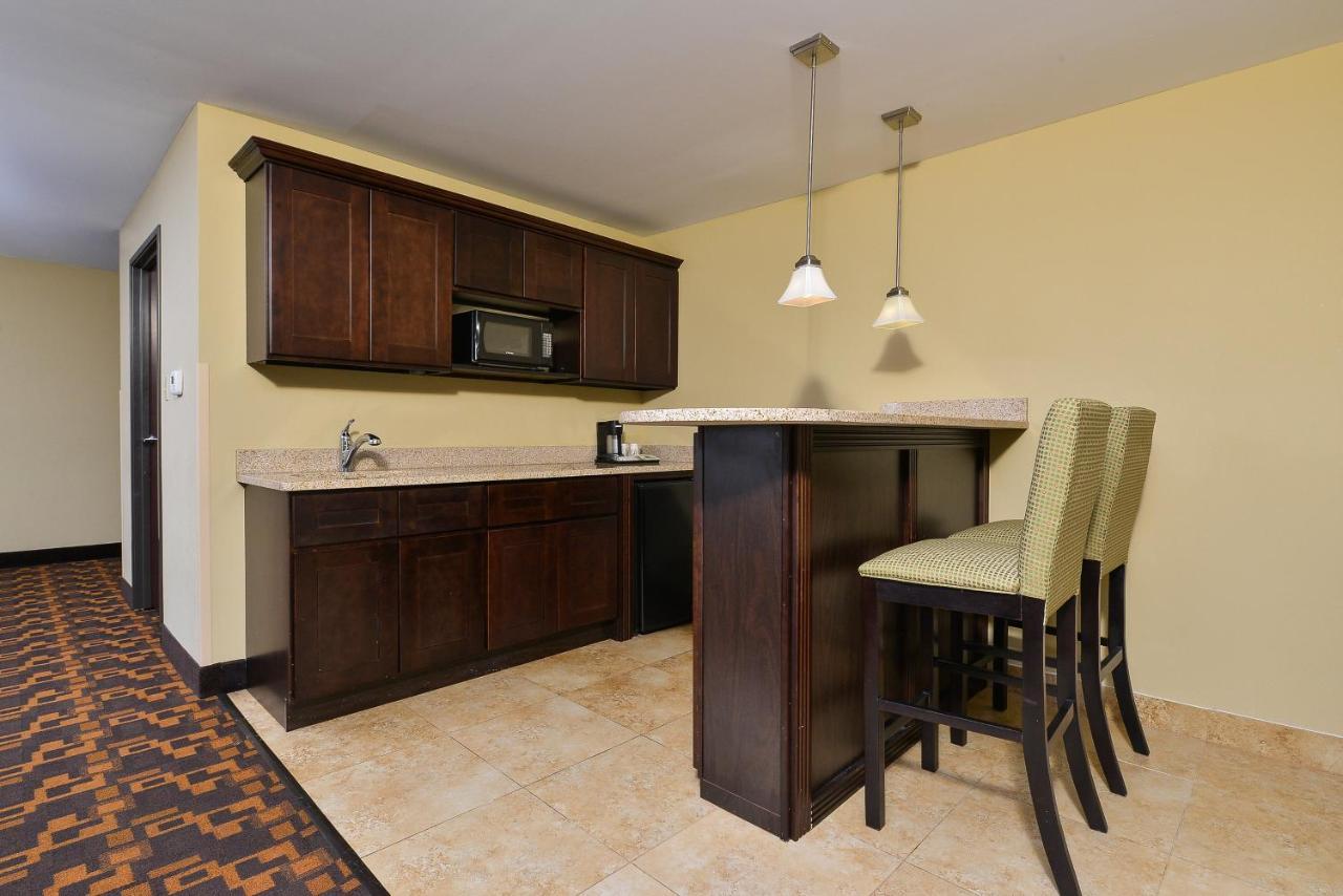 Holiday Inn Mount Prospect-Chicago Εξωτερικό φωτογραφία